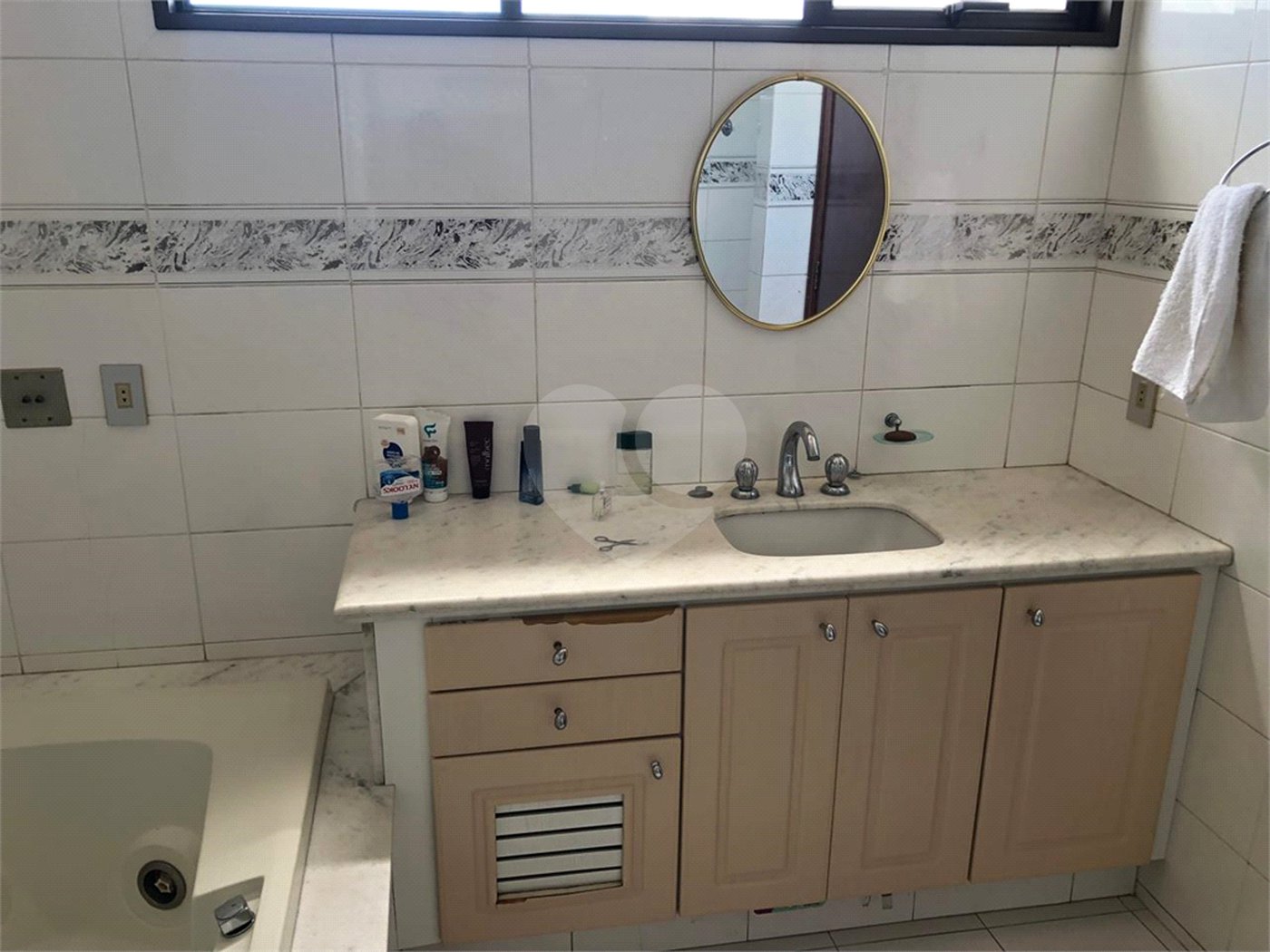 Apartamento à venda com 4 suítes em Vila Henrique, Salto, SP