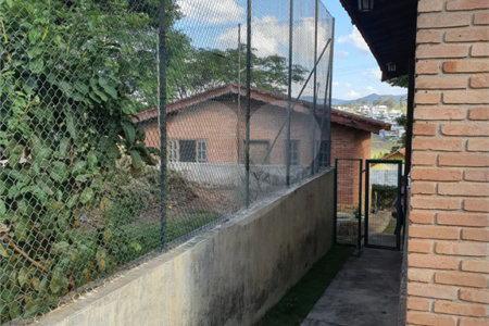Chácara à venda com 4 quartos, sendo 2 suítes, em Vale dos Pinheiros, Atibaia, SP