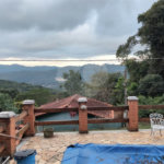 Casa à venda com 4 quartos, sendo 1 suíte, no condomínio Parque Suiça, Caieiras - SP