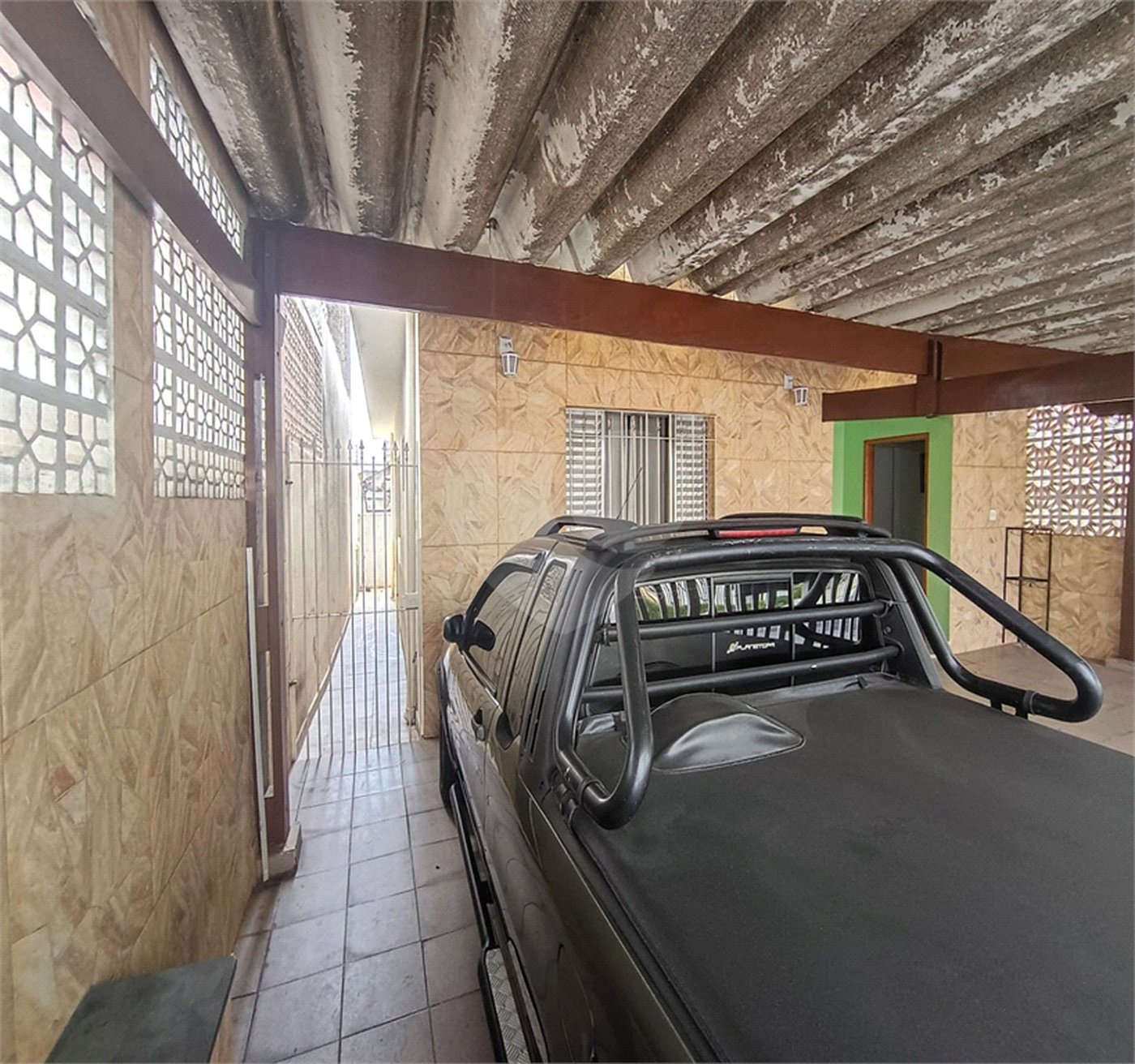 Casa Térrea à venda com 5 quartos, sendo 1 suíte, em Chora Menino, São Paulo, SP