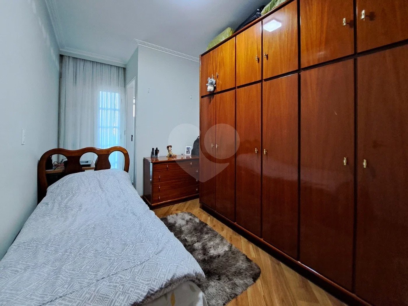 Sobrado com 425 m², 3 suítes e 4 vagas de garagem, à venda no bairro Santa Maria em São Caetano do Sul