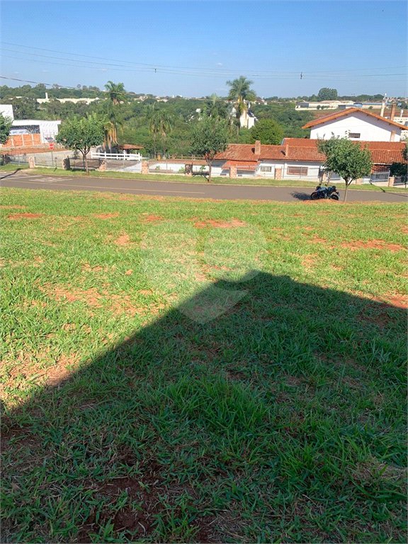 Terreno à venda em Jardim São Camilo, Araraquara, SP