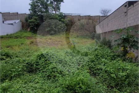 Terreno / Lote a Venda no Residencial Parque dos Pinheiros em Vinhedo/SP