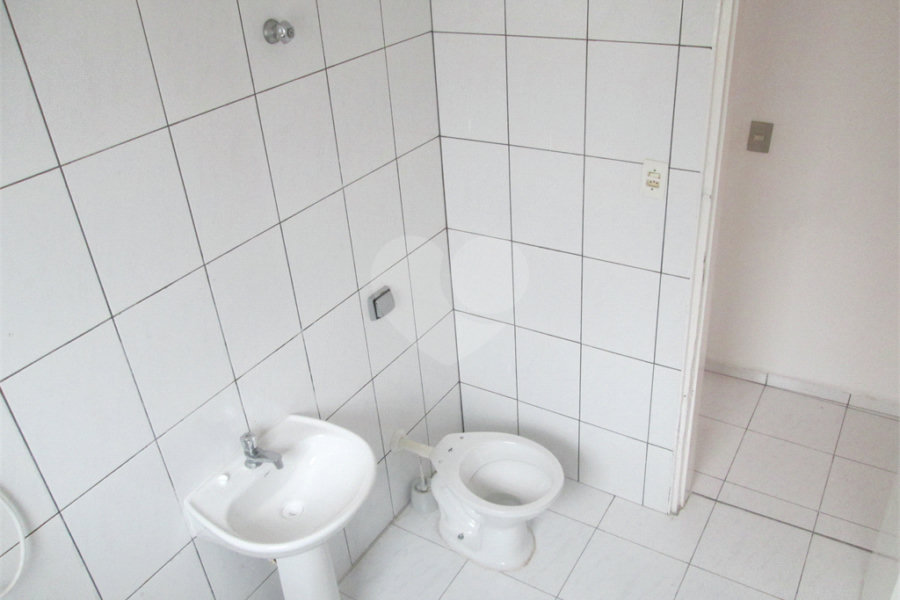Casa Térrea à venda com 2 quartos em Parque Peruche, São Paulo, SP