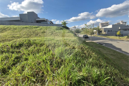 Terreno à venda no condomínio Residencial Campo de Toscana, Vinhedo - SP