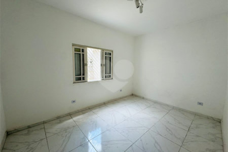 Casa à venda com 3 quartos, sendo 1 suíte, em Vila Galvão, Guarulhos, SP