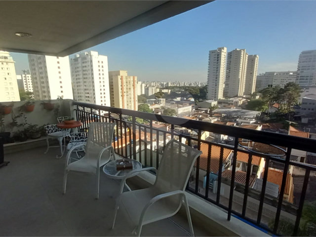 Apartamento à venda com 4 quartos, sendo 3 suítes,  em Santana, São Paulo, SP