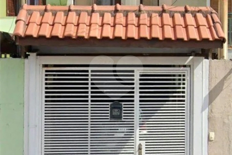 Sobrado à venda com 2 quartos, sendo 1 suíte,  em Jardim Regina, São Paulo, SP