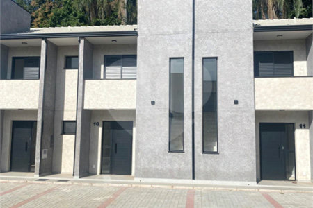 Casa à venda com 2 suítes no condomínio Vila Ilha de Creta, Valinhos - SP