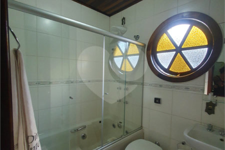 Casa à venda com 4 quartos, sendo 2 suítes,  no condomínio Vinhas da Vista Alegre - Lado Café, Vinhedo - SP