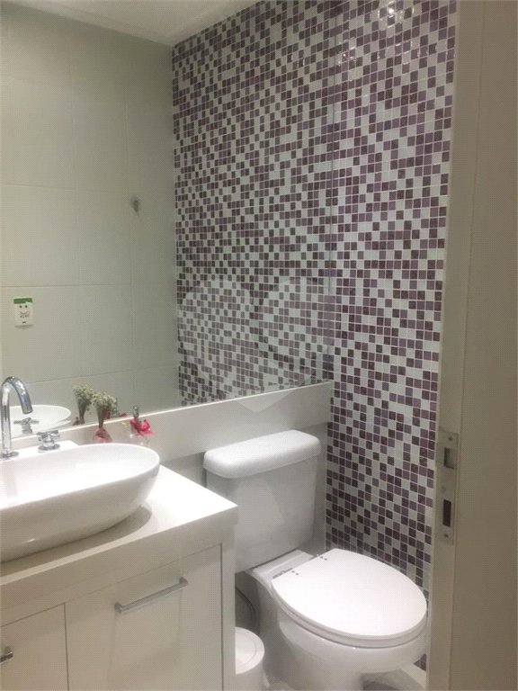 Apartamento à venda com 3 suítes em Vila Bertioga, São Paulo, SP