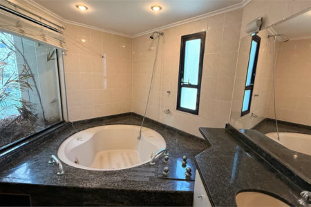 Apartamento à venda com 3 quartos, sendo 1 suíte, em Vila Andrade, São Paulo, SP