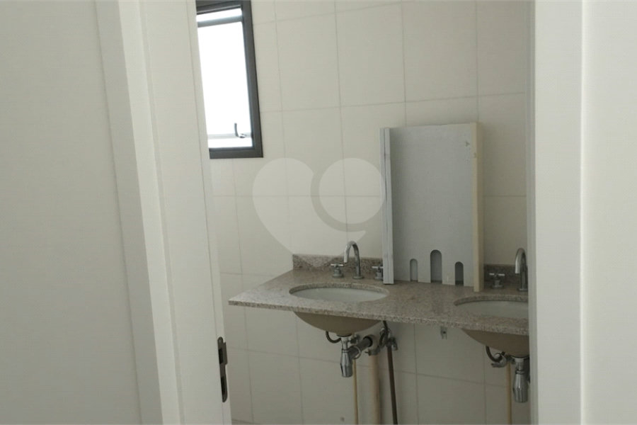 Apartamento à venda ou para alugar com 3 suítes em Mooca, São Paulo, SP