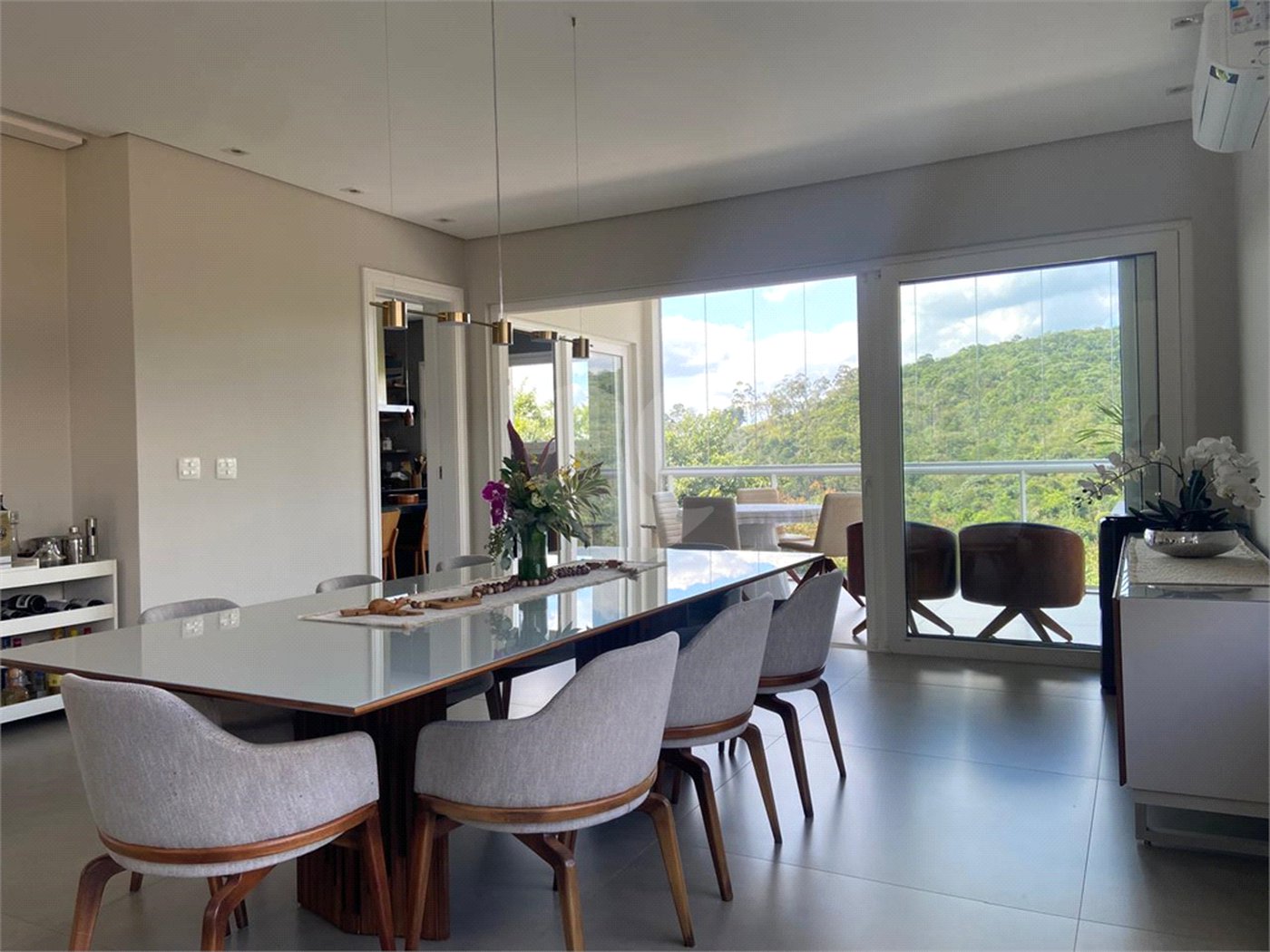 Casa à venda ou para alugar com 4 suítes no condomínio Residencial Gênesis 1, Santana de Parnaíba - SP