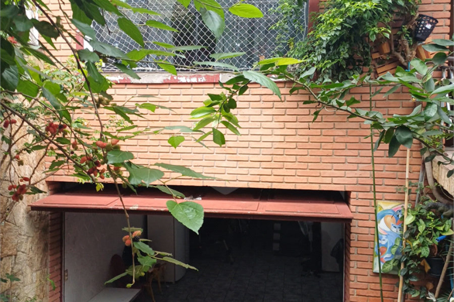 Sobrado à venda com 4 quartos, sendo 1 suíte, em Tremembé, São Paulo, SP
