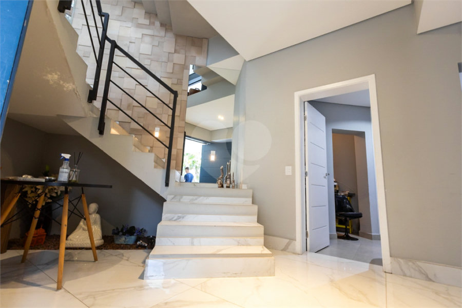 Casa à venda com 4 suítes no condomínio Villa Castanheira, São Paulo - SP