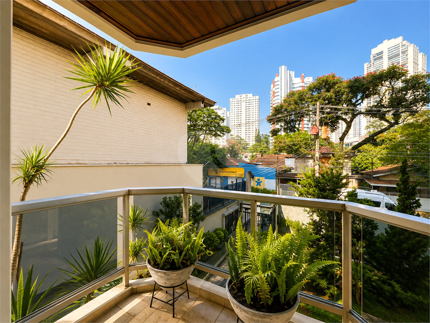 Apartamento à venda com 3 quartos, sendo 1 suíte, em Jardim Marajoara, São Paulo, SP