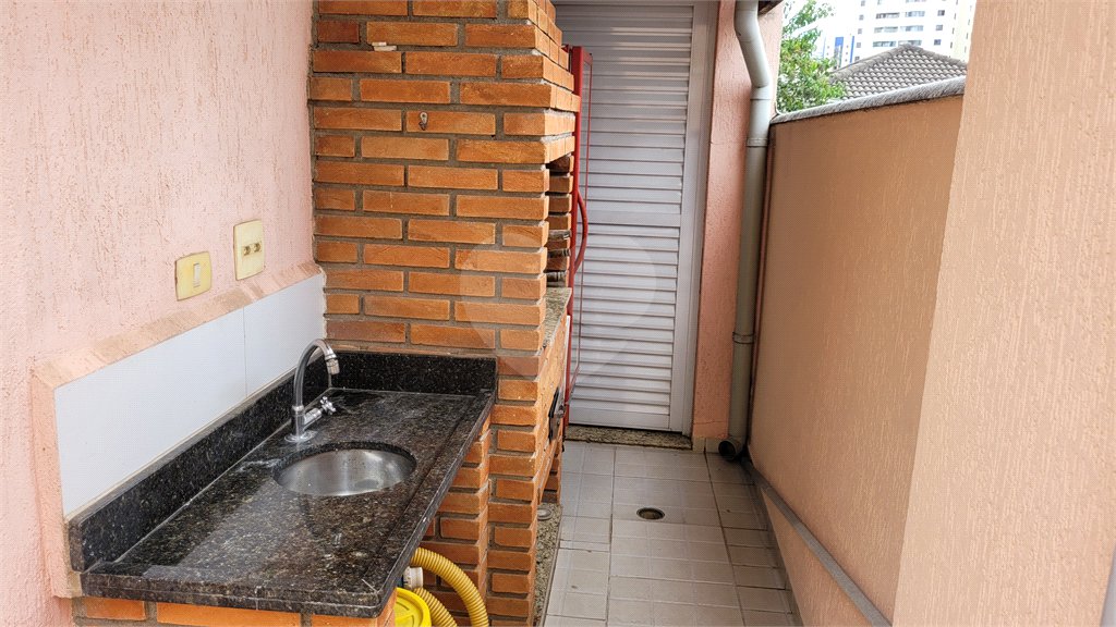 Sobrado à venda com 3 quartos, sendo 1 suíte, em Vila Romana, São Paulo, SP