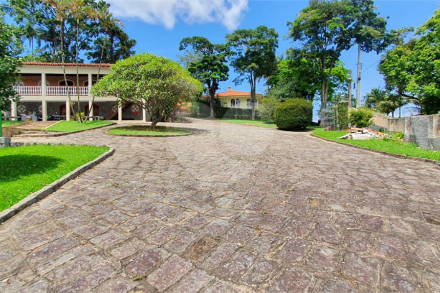 Chácara à venda com 2 quartos em Luiz Fagundes, Mairiporã, SP