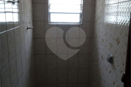 Sobrado à venda com 2 quartos, sendo 1 suíte, em Vila Urupês, Suzano, SP