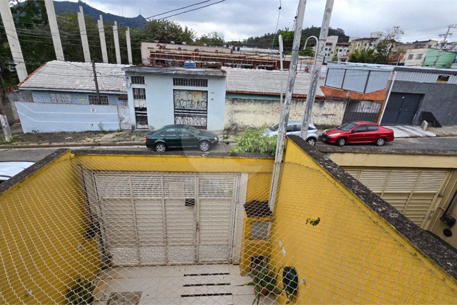 Sobrado à venda com 3 quartos, sendo 1 suíte, em Vila Clarice, São Paulo, SP