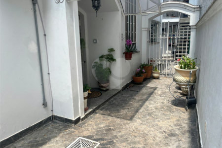 Casa à venda com 4 quartos, sendo 1 suíte, em Jardim Franca, São Paulo, SP