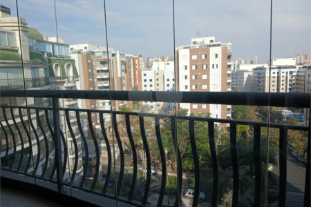 Cobertura à venda com 4 quartos, sendo 3 suítes,  em Cidade São Francisco, São Paulo, SP