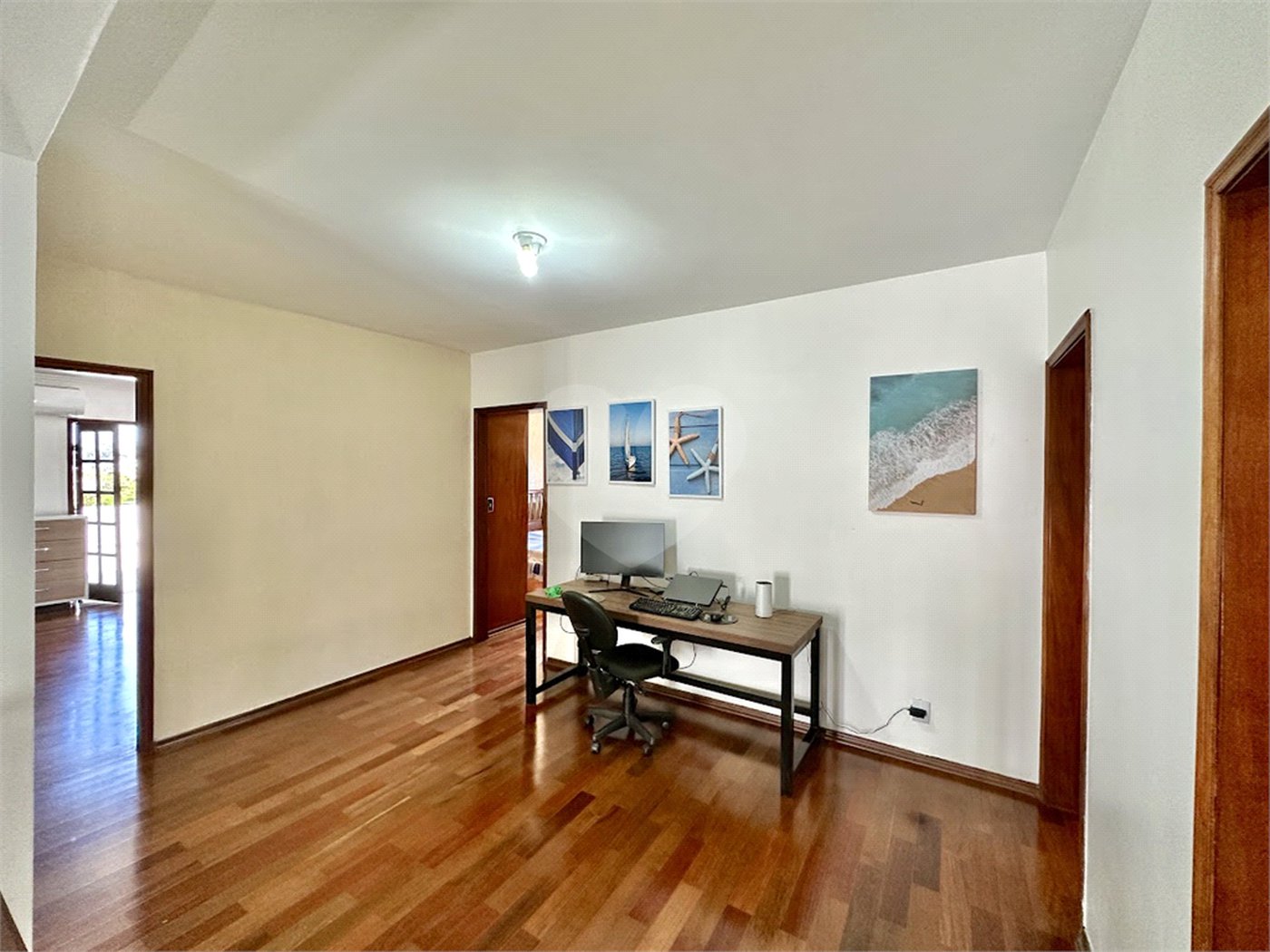 Casa à venda com 5 quartos, sendo 4 suítes, em Parque dos Príncipes, São Paulo, SP