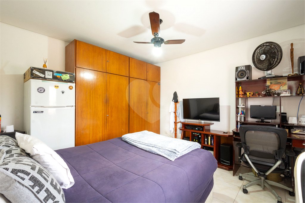 Casa à venda com 4 quartos, sendo 1 suíte, em Santo Amaro, São Paulo, SP