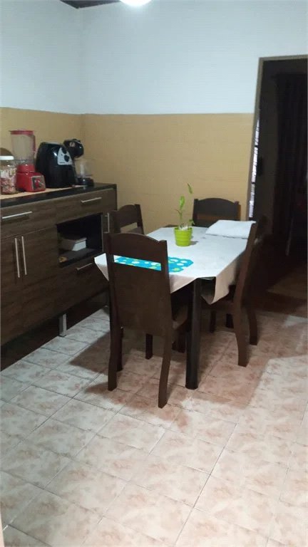 Casa à venda com 5 quartos em Jardim Mazza, São Paulo, SP