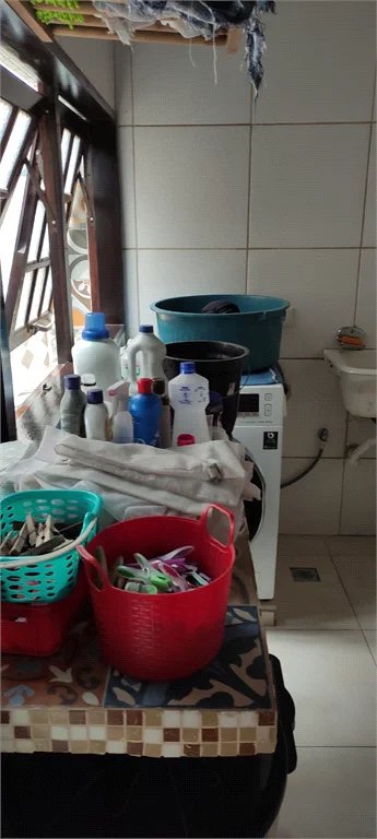 Sobrado à venda com 4 quartos, sendo 2 suítes, em Rio Pequeno, São Paulo, SP