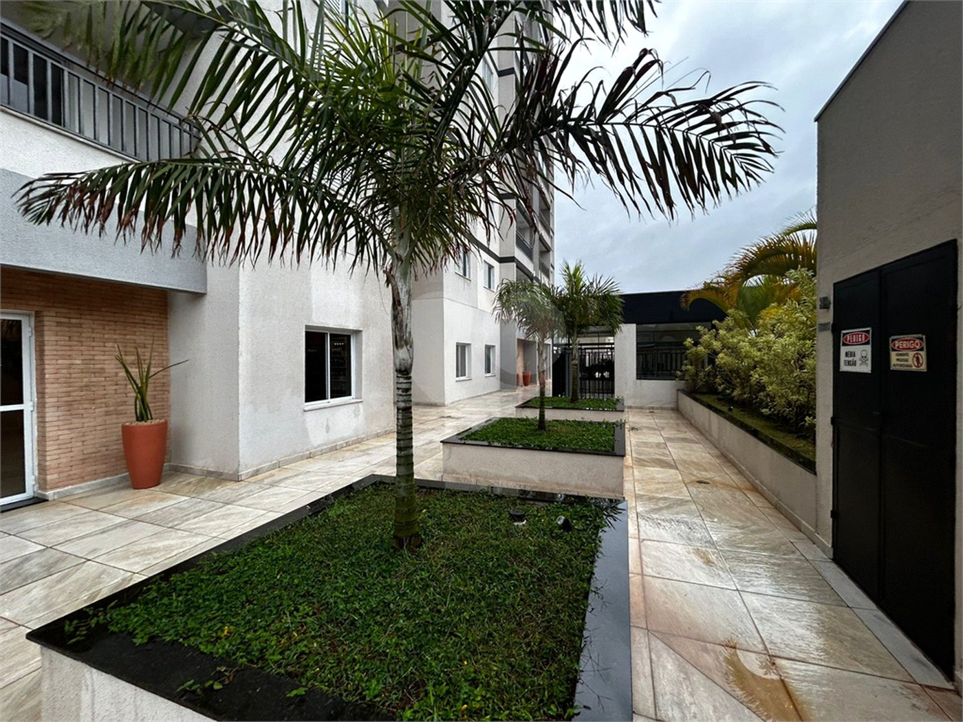 Apartamento à venda com 2 quartos, sendo 1 suíte,  em Vila Aparecida, Itapetininga, SP