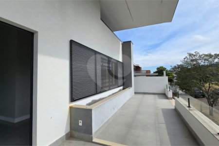 Casa à venda ou para alugar com 5 quartos, sendo 4 suítes,  no condomínio Equilibrium, Atibaia - SP