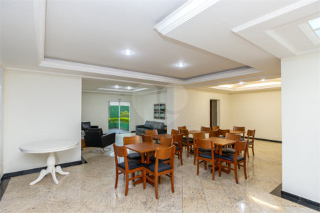 Apartamento à venda com 4 quartos, sendo 1 suíte, em Jardim Monte Kemel, São Paulo, SP