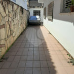 Casa terrea para venda no bairro Palmas do Tremembe.
