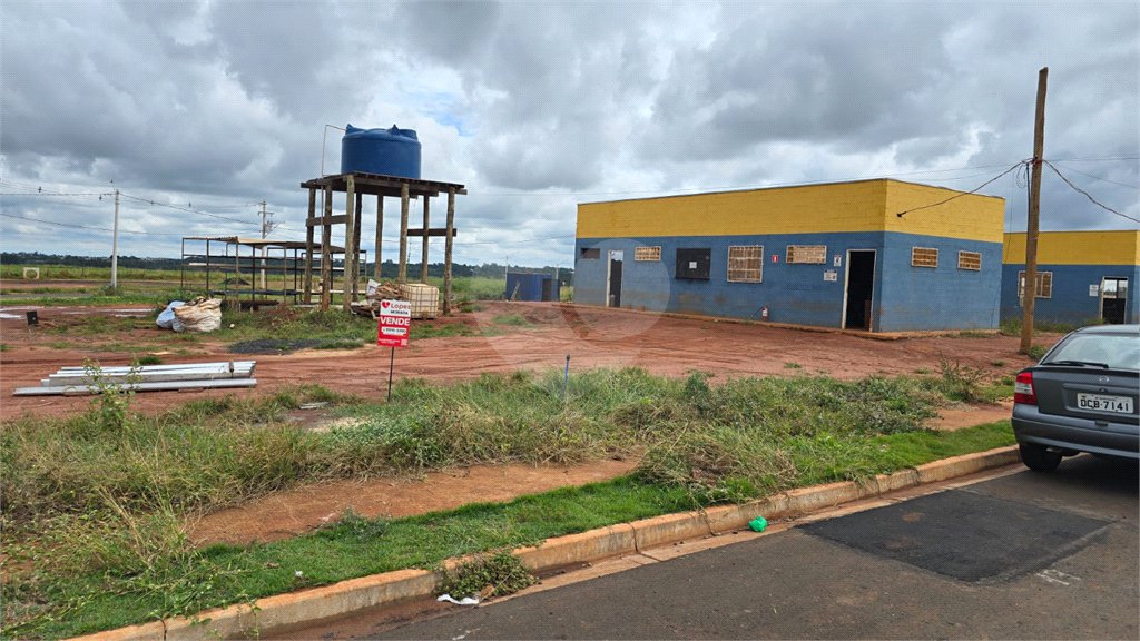 Terreno à venda em Parque Residencial São Lucas, Araraquara, SP