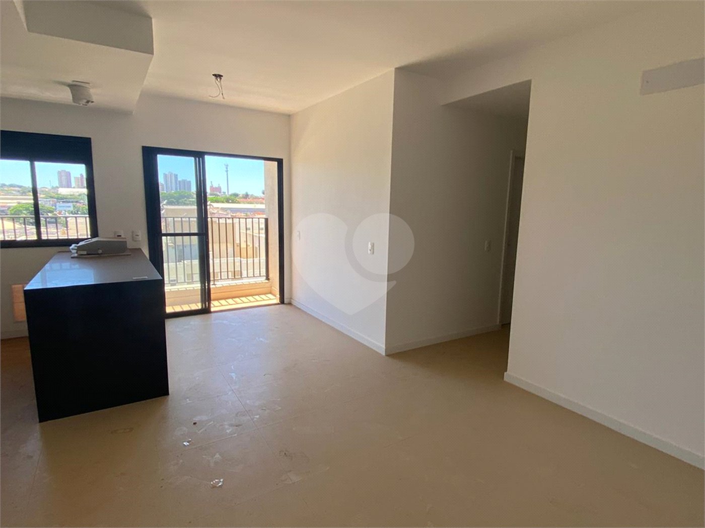 Apartamento à venda com 2 quartos, sendo 1 suíte,  no Centro, Araraquara, SP