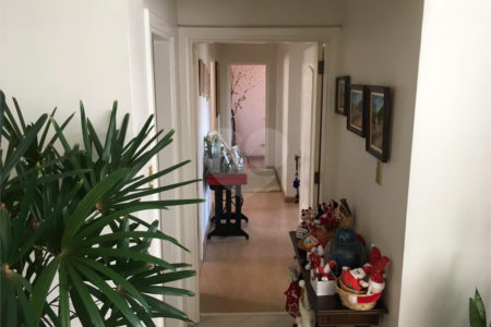 Apartamento à venda com 4 quartos, sendo 1 suíte, em Chácara Santo Antônio, São Paulo, SP