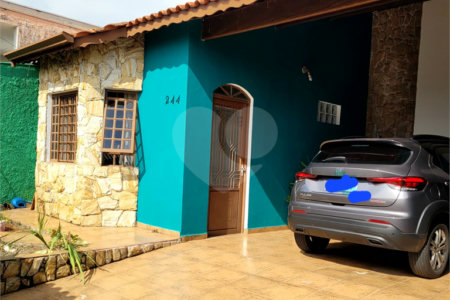 Casa à venda com 4 suítes em Jardim Bandeiras, Jundiaí, SP