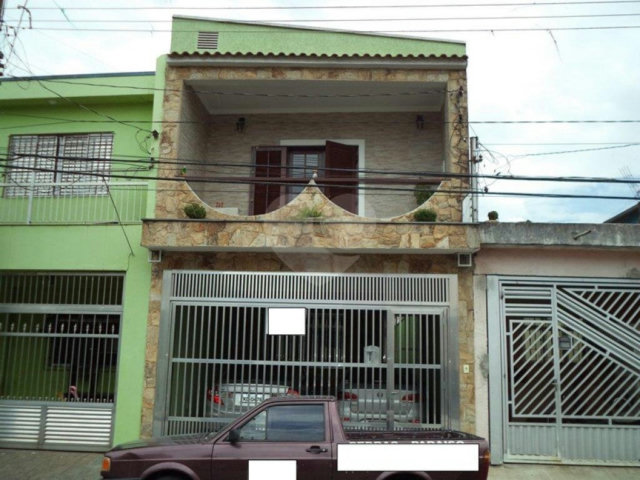 Sobrado à venda com 4 quartos, sendo 1 suíte,  em Parque Edu Chaves, São Paulo, SP