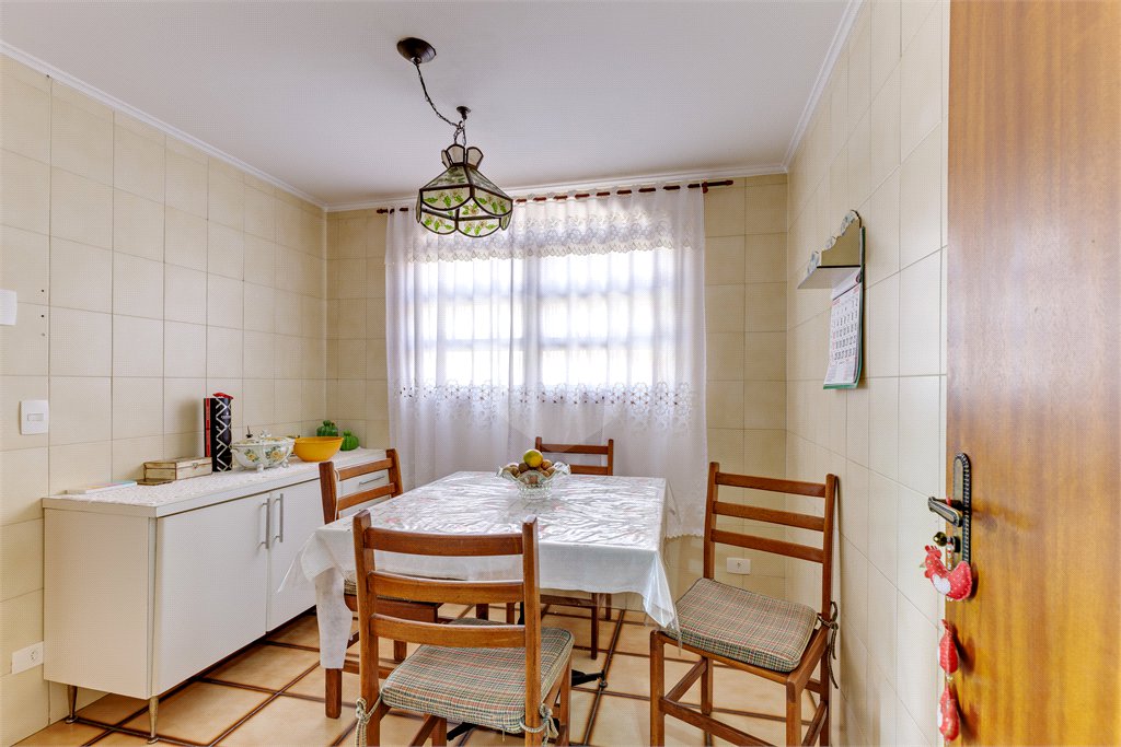 Casa à venda com 3 quartos, sendo 1 suíte, em Alto da Boa Vista, São Paulo, SP