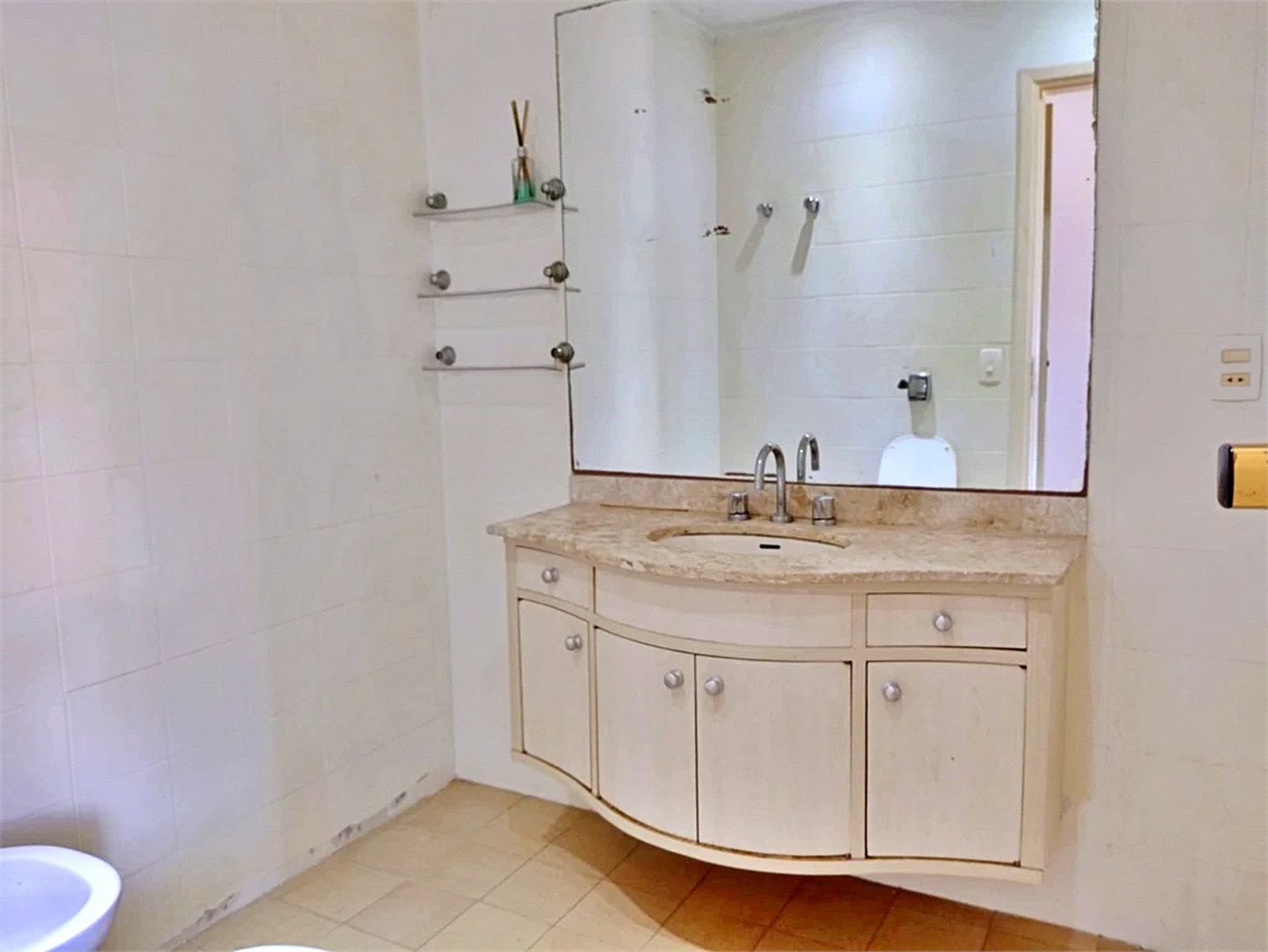 Apartamento à venda com 4 quartos, sendo 3 suítes, em Vila Andrade, São Paulo, SP