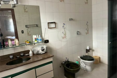 Casa à venda com 3 quartos, sendo 1 suíte,  em Vila Galvão, Guarulhos, SP