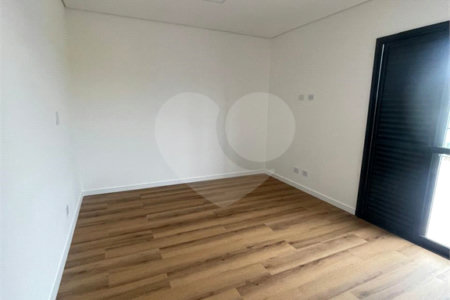 Sobrado à venda com 3 quartos, sendo 1 suíte, em Villa Di Cesar, Mogi das Cruzes, SP