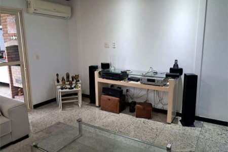 Apartamento Residencial à venda, Gonzaga, Santos - AP0761.
