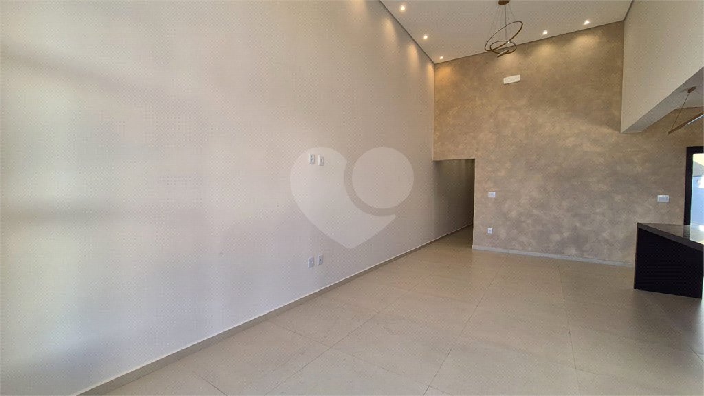 Casa à venda com 3 quartos, sendo 1 suíte, no condomínio Reserva Ipanema I, Sorocaba - SP