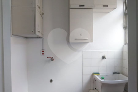 Apartamento à venda com 3 quartos, sendo 1 suíte, em Vila Paulicéia, São Paulo, SP
