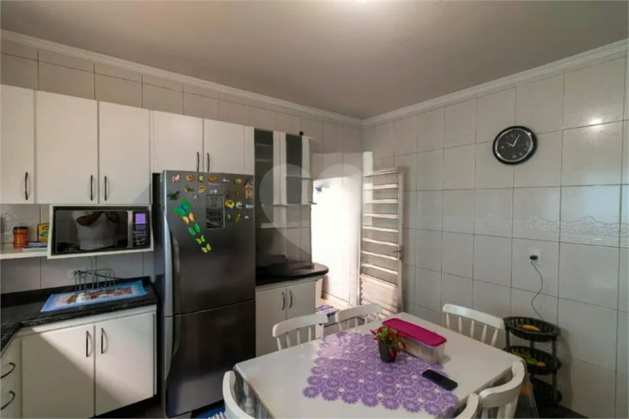Sobrado à venda com 4 quartos, sendo 1 suíte, em Ermelino Matarazzo, São Paulo, SP