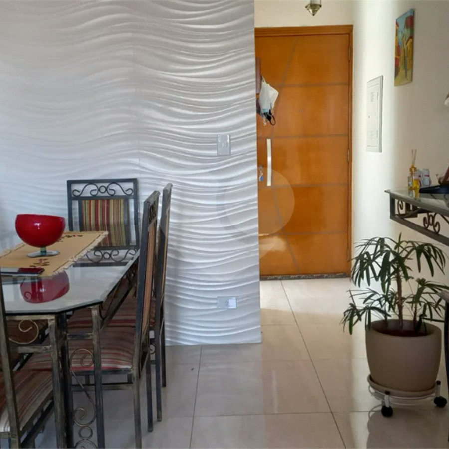 Apartamento à venda com 2 quartos em Vila Mazzei, São Paulo, SP