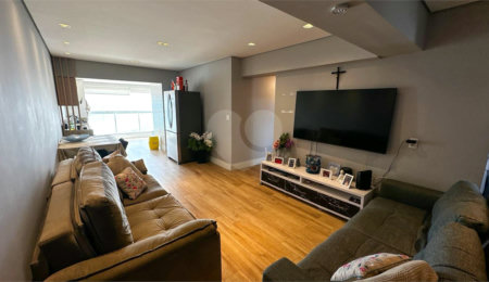 Apartamento à venda com 2 quartos, sendo 1 suíte, em Boqueirão, Praia Grande, SP